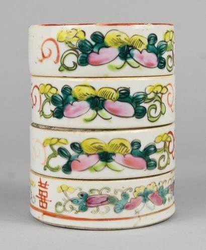 Boîte cylindrique chinoise en porcelaine...