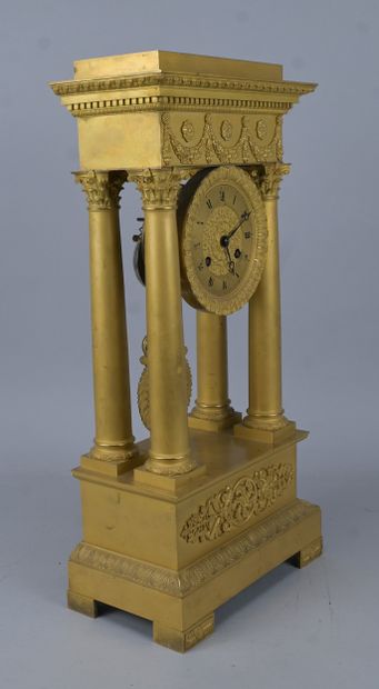 Four-column portico clock in mercury-gilded...