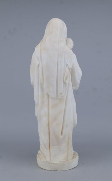 Vierge à l'Enfant en albâtre, XIXe siècle
Statue...