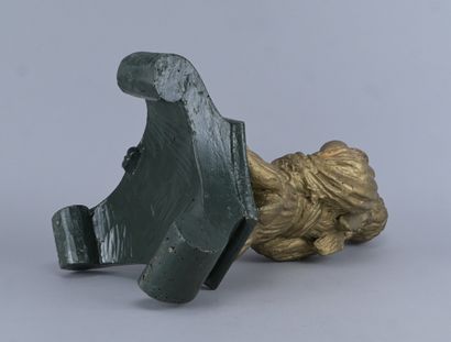 Ange agenouillé en bois sculpté, époque baroque,...