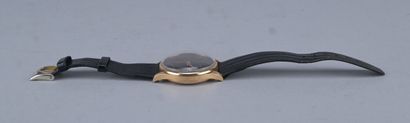 Chronographe Suisse Avril en or 18 carats,...