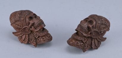 Paire de boucles d’oreilles balinaises à...
