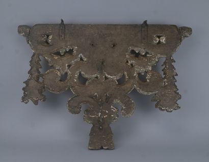 Ornement baroque en bois sculpté et doré...