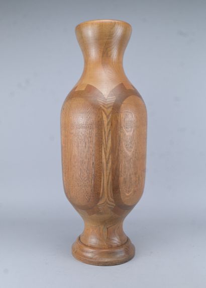 Vase en chêne tourné, Gebroeders De Coene,...
