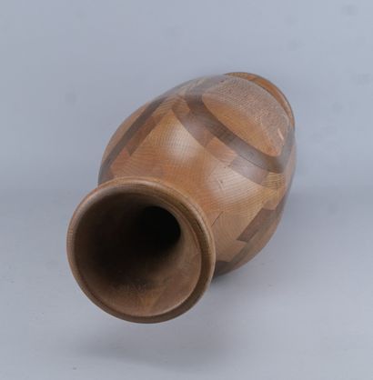 Vase en chêne tourné, Gebroeders De Coene,...