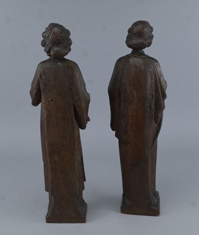 Paire de statues néogothiques en chêne sculpté,...