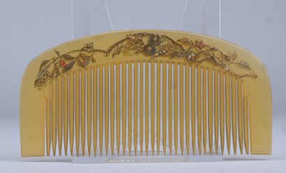 Japanese lacquer and raden comb – early 20th...