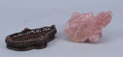 Rose Quartz Buddha – China – 20th century

A...