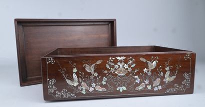Coffret vietnamien – marqueterie de nacre...