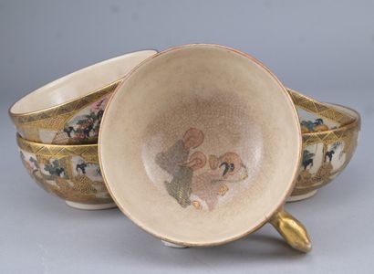 Satsuma Earthenware Tea Set – Japan – Meiji...