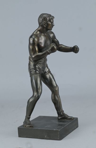 Boxer – Sculpture – Pewter – Early 20th century

A...