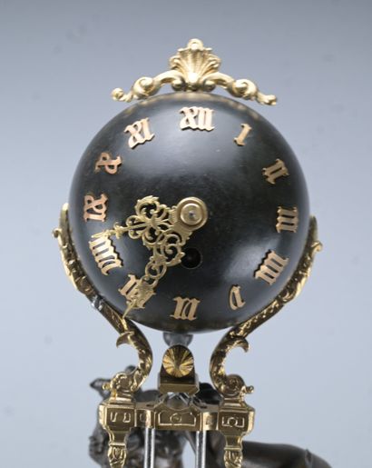 Levasseur – Mystery Clock, Regule, 19th century

Mystery...