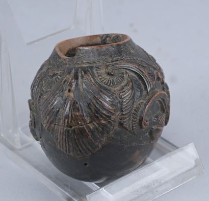 Tabatière en buis sculpté – XVIIIe siècle

Tabatière...