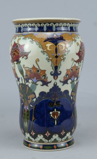 Rozenburg The Hague – Art Nouveau earthenware...