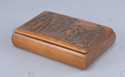 Boîte en bois sculpté à décor napoléonien...