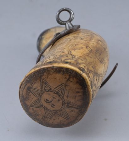 Engraved Horn Powder Flask – 17th Century

A...