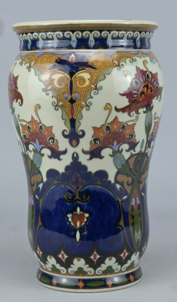 Rozenburg The Hague – Art Nouveau earthenware...