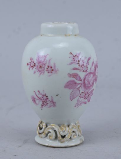 Porcelain Vase - Qianlong Period - China,...