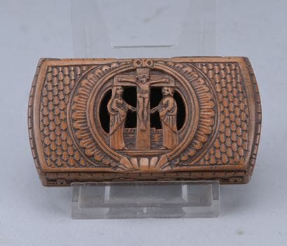 Tabatière – buis sculpté – XIXe siècle

Tabatière...