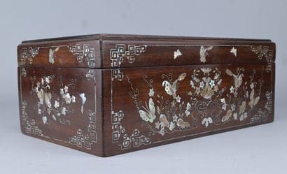 Coffret vietnamien – marqueterie de nacre...