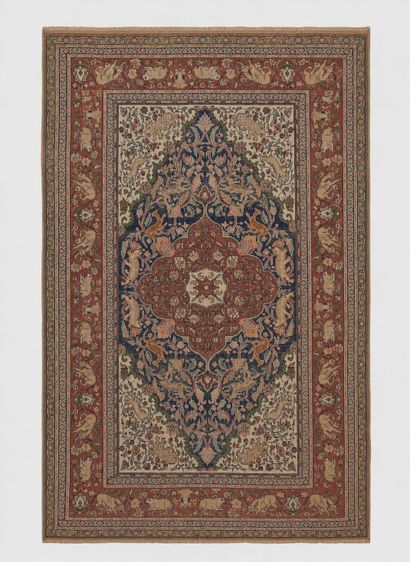 Tabriz Wool Rug – Iran, 20th century

Hand-knotted...