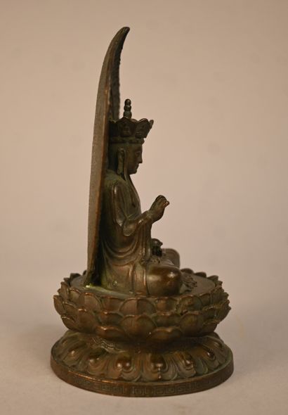 Bronze Buddha seated on lotus - early 20th...