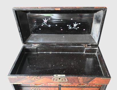Kusuri-dansu – apothecary cabinet – Meiji-period...
