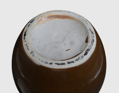 20th-Century Chinese Monochrome Porcelain...