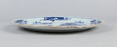 Large blue-and-white Chinese porcelain dish,...