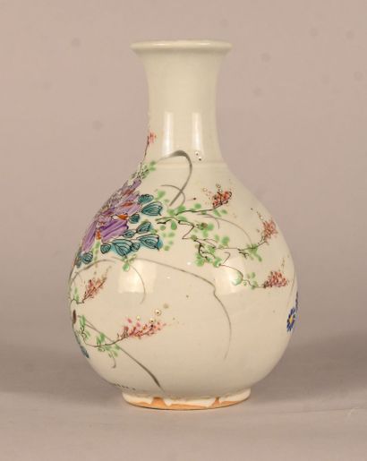 Chinese enameled porcelain vase with polychrome...