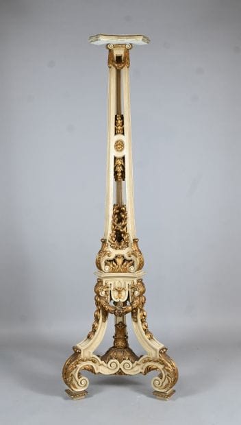 Carved wood high pedestal in the Louis XVI...
