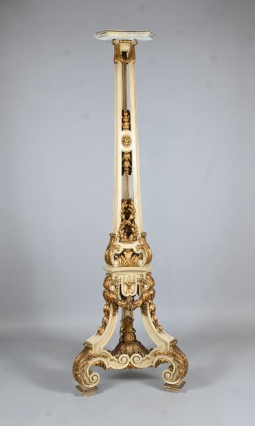 Carved wood high pedestal in the Louis XVI...