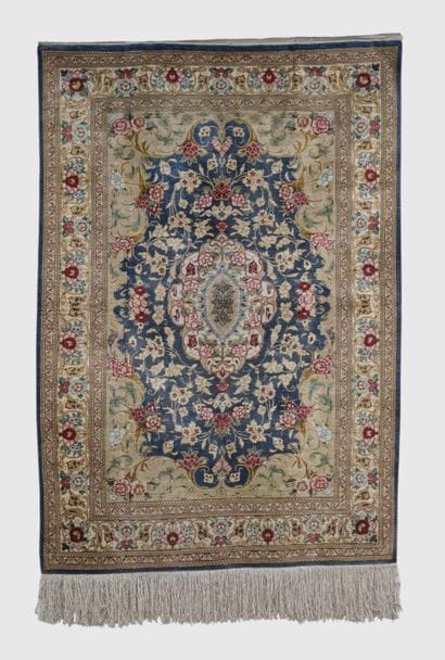 Ghoum Silk Rug – Iran, 20th century

Hand-knotted...