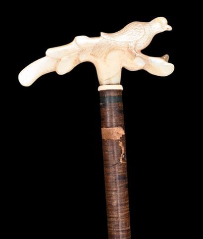Carved mother-of-pearl cane with handle,...