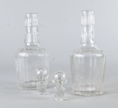 Liège silver and cut-crystal oil and vinegar...