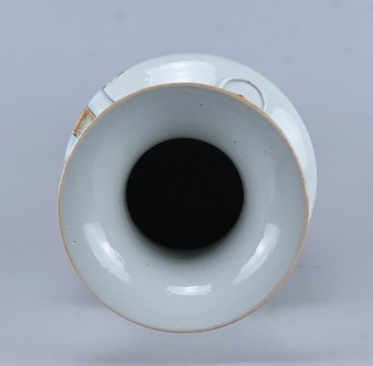 Large Chinese porcelain baluster vase, 20th...