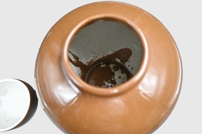 20th-Century Chinese Monochrome Porcelain...