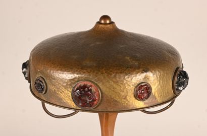 Art nouveau table lamp with female figure...
