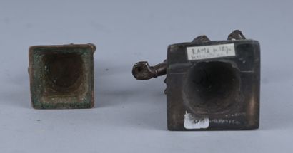 Paire de statuettes hindoues en bronze, Inde...