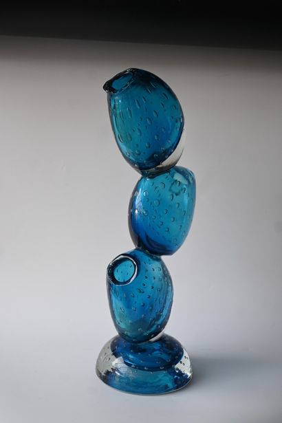 Vase Murano bleu bullicante, XXe siècle

Sculpture-vase...