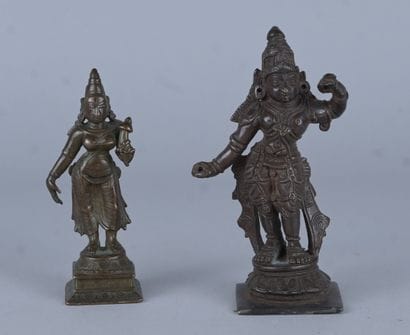 Paire de statuettes hindoues en bronze, Inde...
