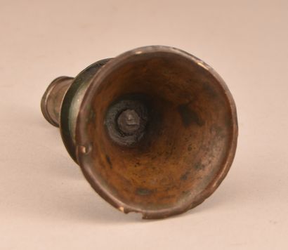 Bougeoir ottoman en bronze, XVIe siècle

Bougeoir...
