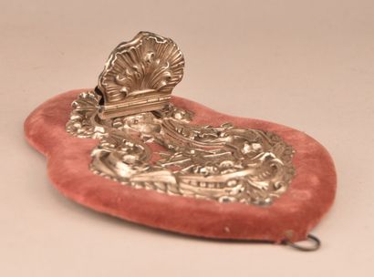 Bénitier français en argent, XIXe siècle

Bénitier...