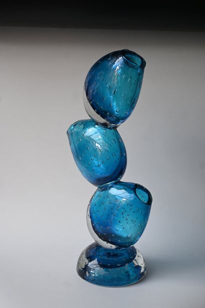 Vase Murano bleu bullicante, XXe siècle

Sculpture-vase...