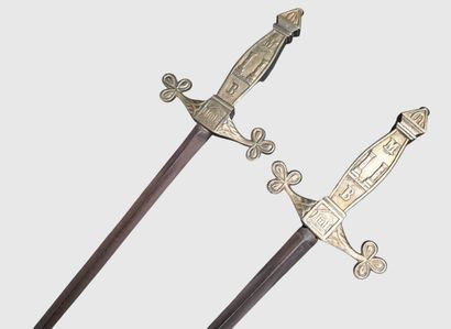 Paire d’épées rituelles maçonniques du XIXe...