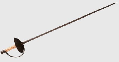 Épée en fer forgé du XVIIIe siècle

Épée...