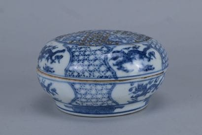 Brûle-parfum couvert en porcelaine bleu et...