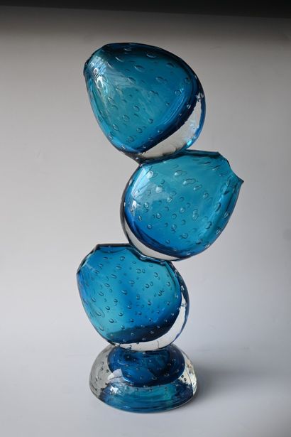 Vase Murano bleu bullicante, XXe siècle

Sculpture-vase...