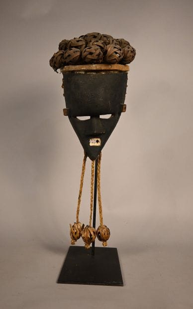Mukinka Salampasu mask, DR Congo, wood, fiber...