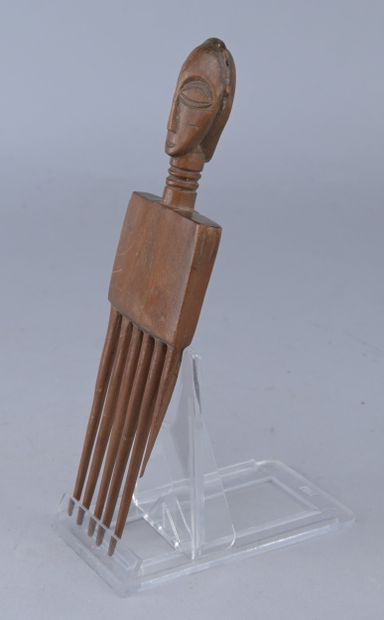 Akan Janiform comb - Ghana - first half of...